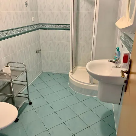 Lenka 1 Guest house 3*